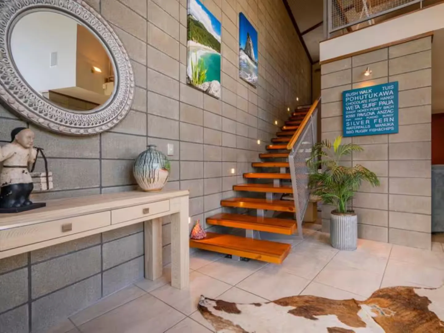 The entrance and staircase inside the retreat house